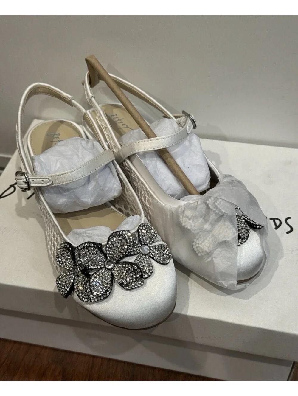 Betsey Johnson Kids Ivory Floral Mesh Sofya Slingback Pump Size 1